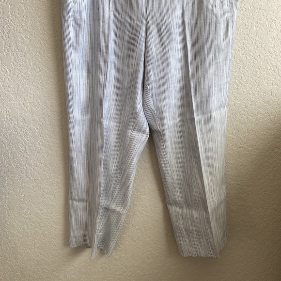 J Jill stretch linen pants with pockets and elastic waist - Picture 2 of 4